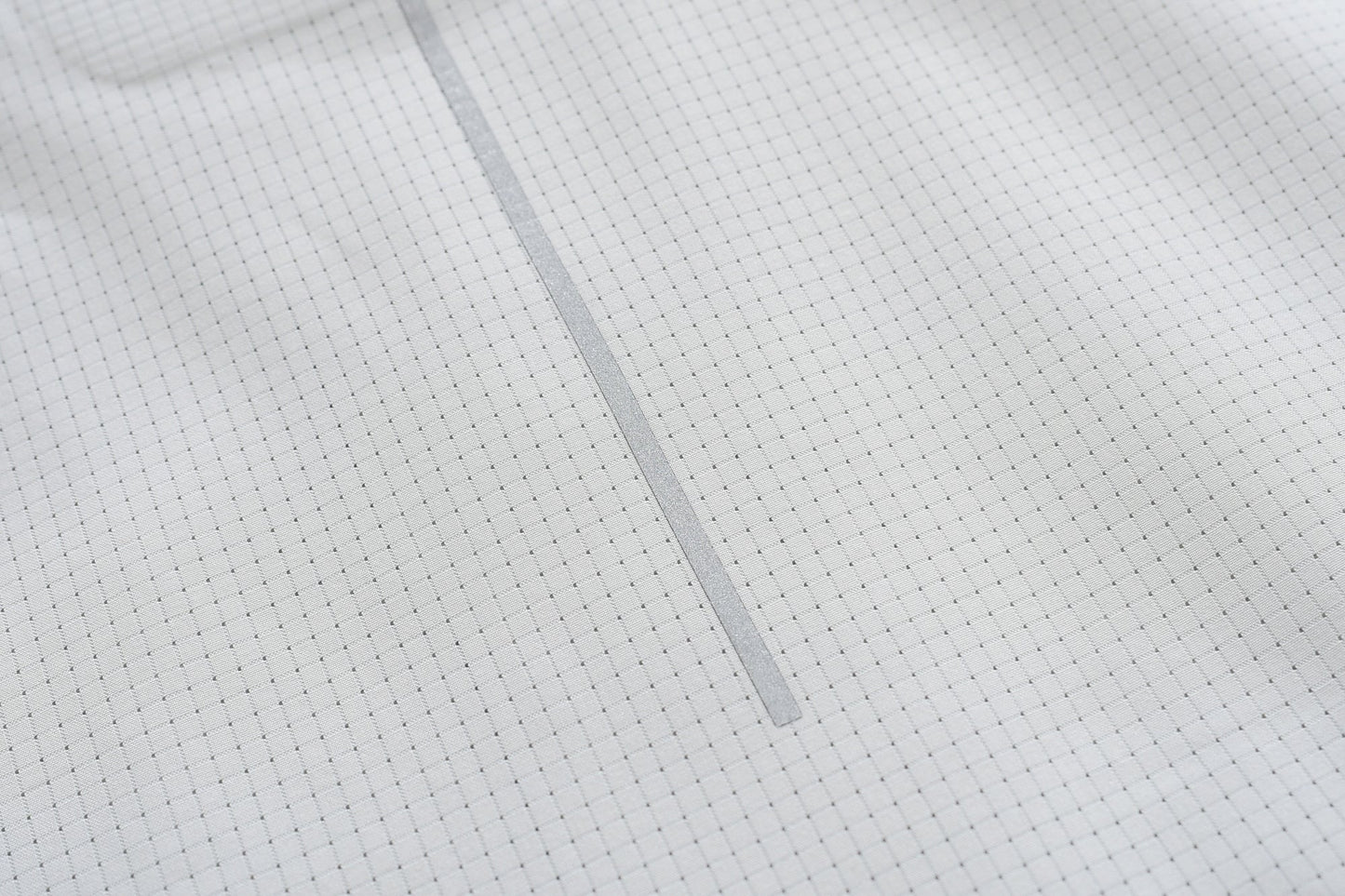 color_light grey